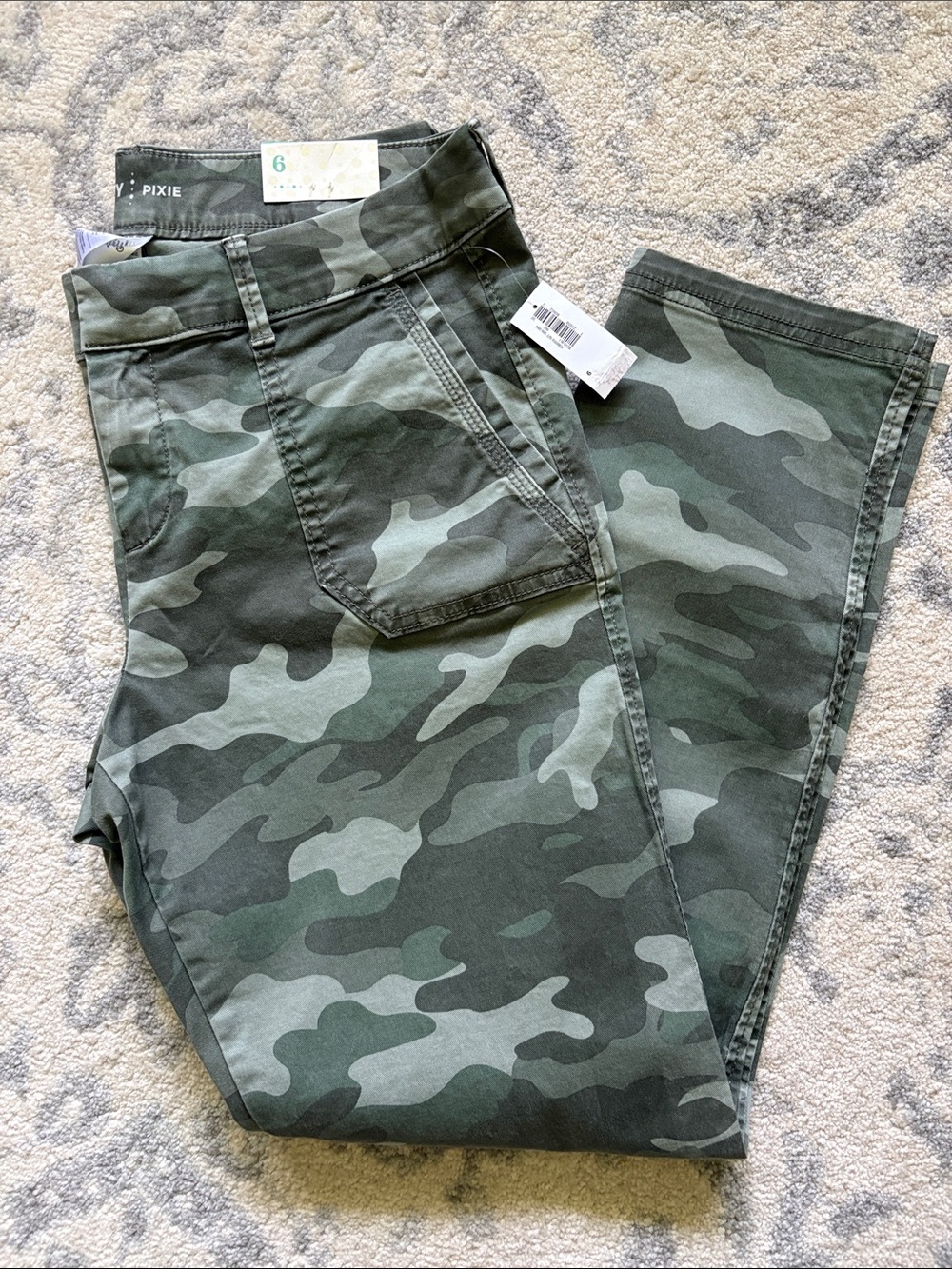 NWT Old Navy Pixie Green Camo Pants